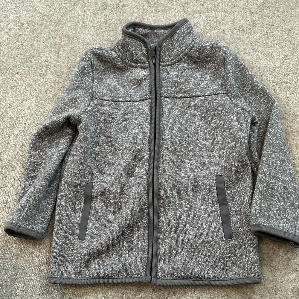 Old navy boys fleece jacket. Size 4.